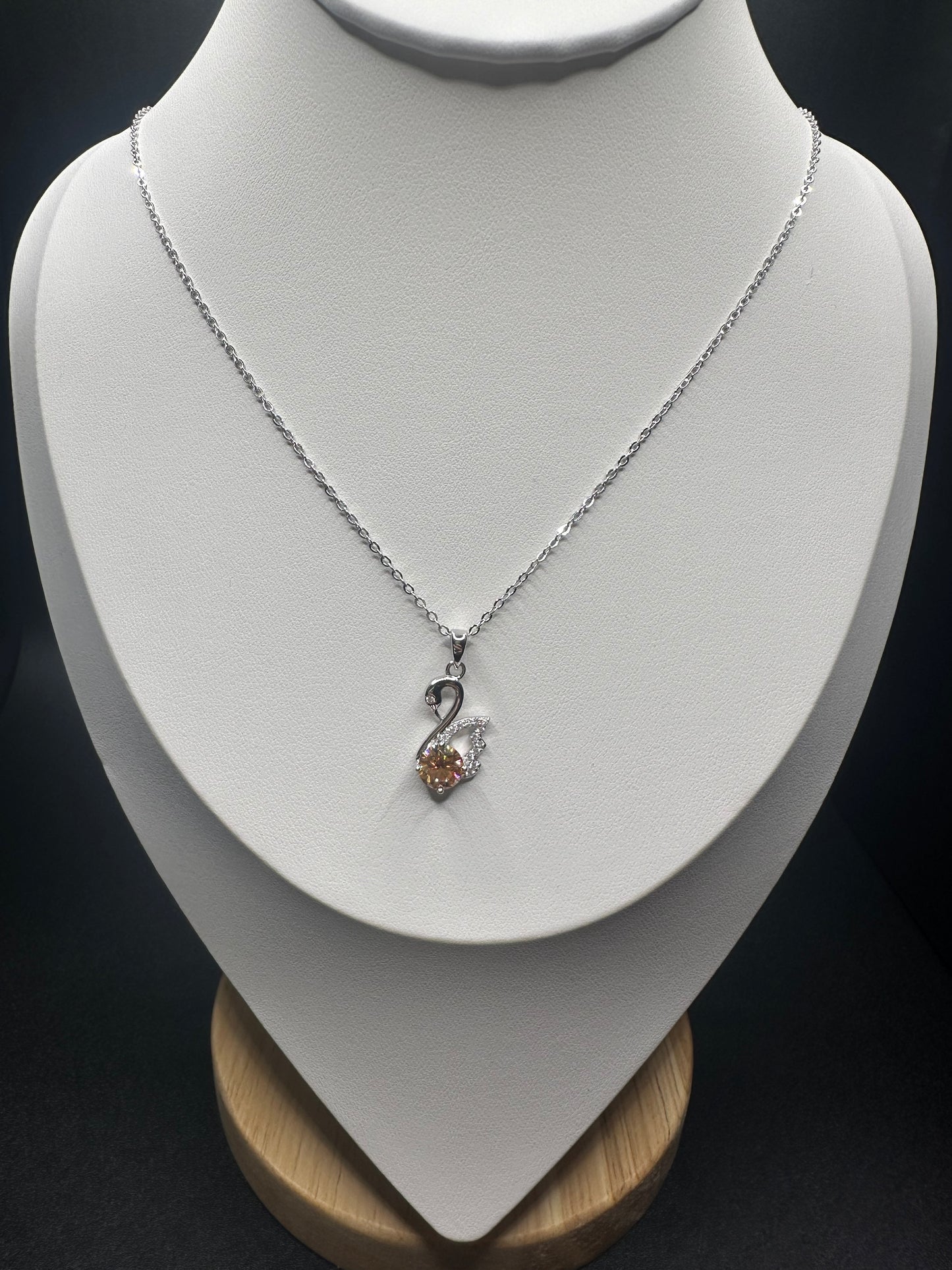 1 Carat 925 Sterling Silver Moissanite Swan Pendant – 6.5mm Princess Cut, VVS1 Clarity, D Color with Garnet, Klein Blue & Champagne Options